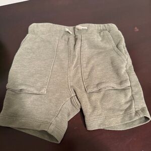 Old Navy toddler boy shorts with pockets